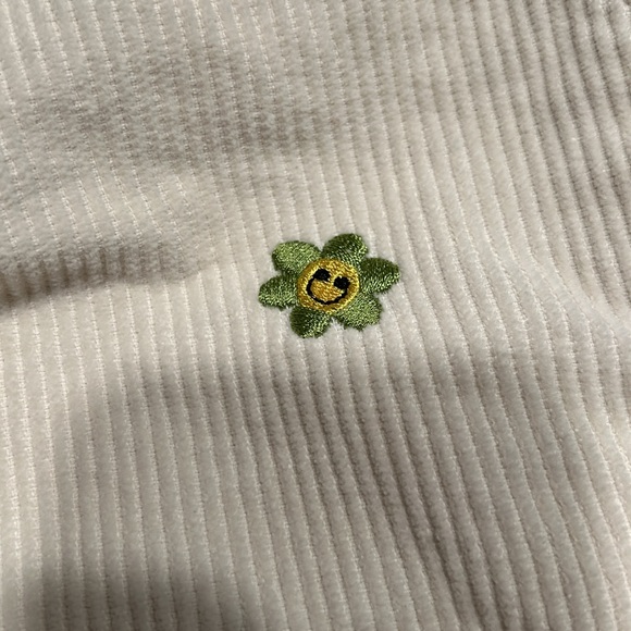 Forever 21 Shorts - Picture 2 of 6